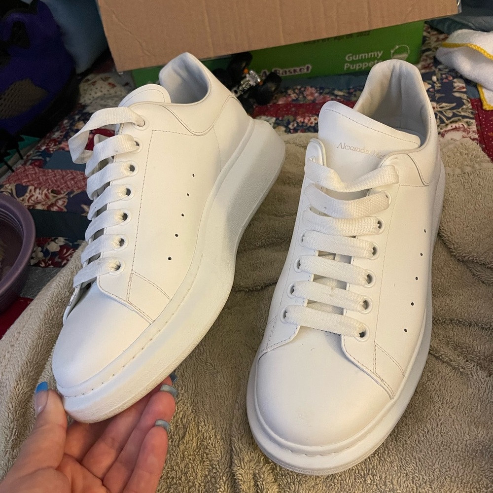Alexander Mcqueen